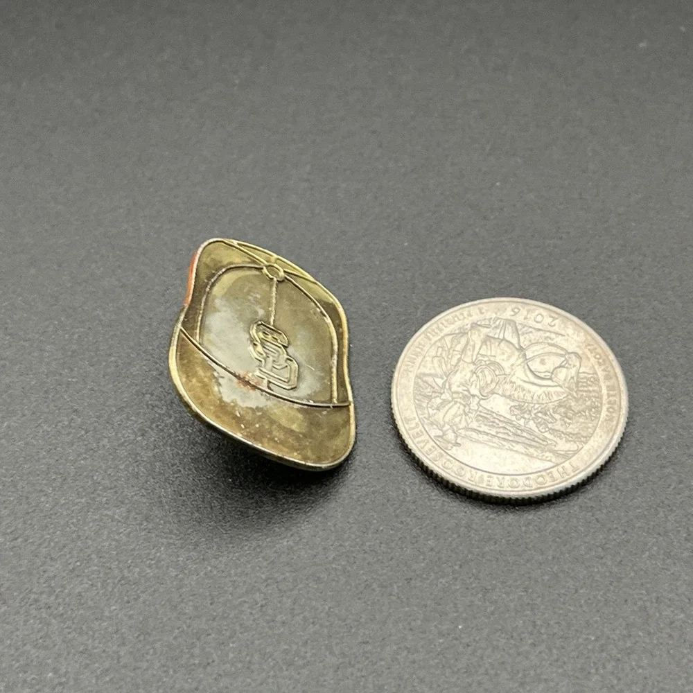 Vintage San Diego Padres Baseball Hat Cap‎ MLB Lapel Hat Pin